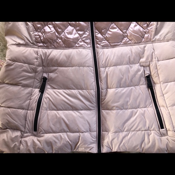 Calvin Klein Performance Vest - Picture 4 of 5